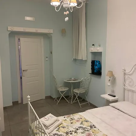 Beb La Gemma 3* Неаполь