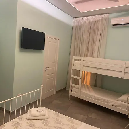 Beb La Gemma 3* Неаполь