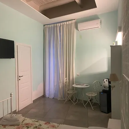 Beb La Gemma 3* Naples