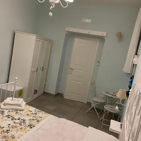 Beb La Gemma 3* Naples