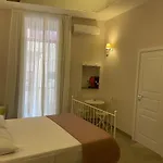 לינה וארוחת בוקר Beb La Gemma נאפולי