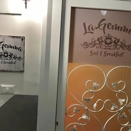 Beb La Gemma לינה וארוחת בוקר